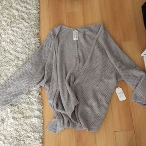 Sadie & Sage grey knit sweater
